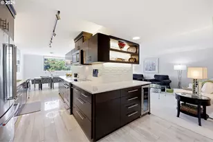 600 SE Marion St, Portland, OR 97202 - Photo 8