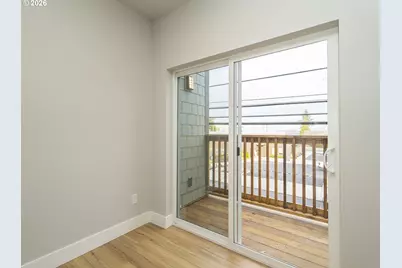 436 NE Stafford St, Portland, OR 97211 - Photo 4