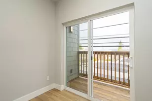 436 NE Stafford St, Portland, OR 97211 - Photo 4