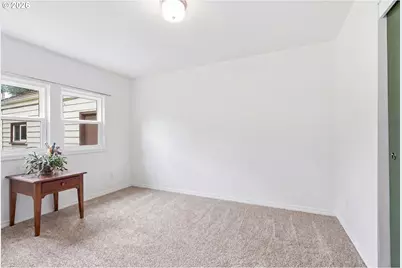 870 Hickory St NE, Salem, OR 97301 - Photo 18