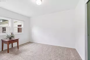 870 Hickory St NE, Salem, OR 97301 - Photo 18