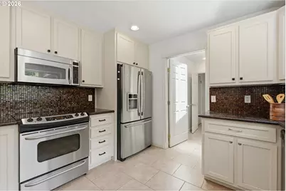 1318 Oak St, Lake Oswego, OR 97034 - Photo 10