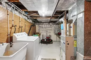 1014 E 7th St, The Dalles, OR 97058 - Photo 22