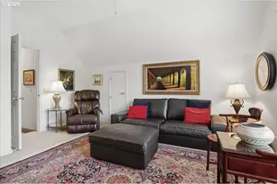 14590 SW Peachtree Dr, Portland, OR 97224 - Photo 30