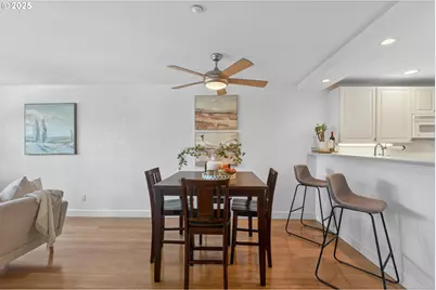 520 SE Columbia River Dr #326, Vancouver, WA 98661 - Photo 16