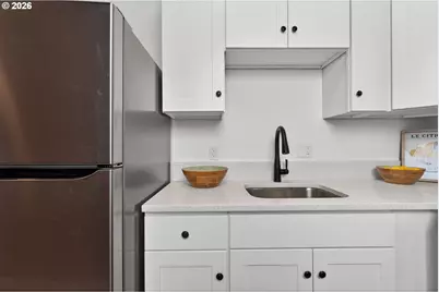 708 N Killingsworth St #11, Portland, OR 97217 - Photo 24