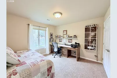 1695 NE Ruby Ct, Roseburg, OR 97470 - Photo 16