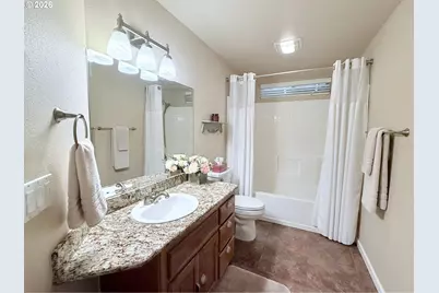 1695 NE Ruby Ct, Roseburg, OR 97470 - Photo 18