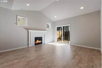 1564 NW Tracy St, McMinnville, OR 97128 - Photo 12