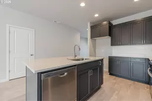 1564 NW Tracy St, McMinnville, OR 97128 - Photo 10