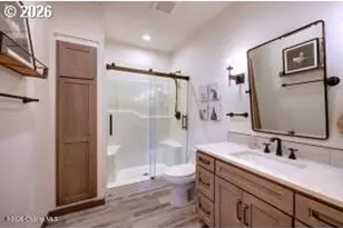 33032 Pacific Bellevue Ln, Warrenton, OR 97146 - Photo 20