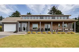 33032 Pacific Bellevue Ln, Warrenton, OR 97146 - Photo 1