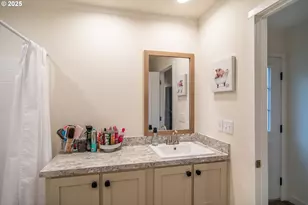 408 Whipple Ave, Drain, OR 97435 - Photo 28