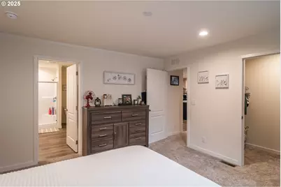 408 Whipple Ave, Drain, OR 97435 - Photo 18