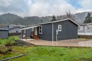 408 Whipple Ave, Drain, OR 97435 - Photo 1