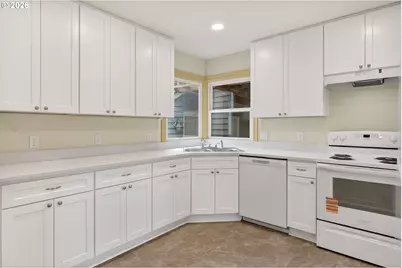 142 Holmes Ln, Oregon City, OR 97045 - Photo 18