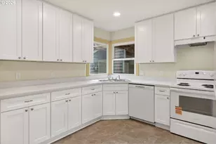 142 Holmes Ln, Oregon City, OR 97045 - Photo 18