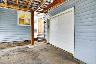 142 Holmes Ln, Oregon City, OR 97045 - Photo 38