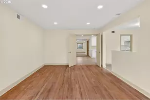 142 Holmes Ln, Oregon City, OR 97045 - Photo 10