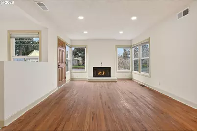 142 Holmes Ln, Oregon City, OR 97045 - Photo 12