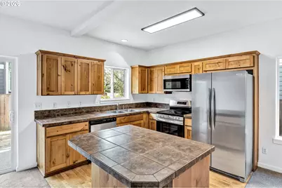 17934 SW Niks Dr, Beaverton, OR 97003 - Photo 10