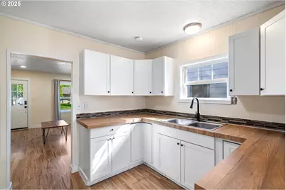 333 20th Ave, Longview, WA 98632 - Photo 10