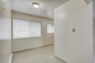 7537 N Heppner Ave, Portland, OR 97203 - Photo 16