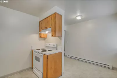 7537 N Heppner Ave, Portland, OR 97203 - Photo 18