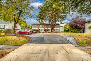 7537 N Heppner Ave, Portland, OR 97203 - Photo 2