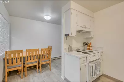 7537 N Heppner Ave, Portland, OR 97203 - Photo 26