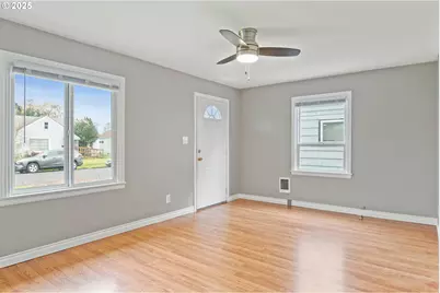 3153 Florida St, Longview, WA 98632 - Photo 10