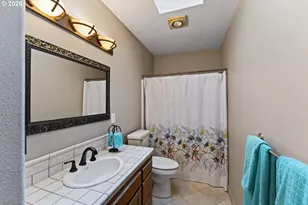 8670 SW Rogue Ln, Wilsonville, OR 97070 - Photo 30