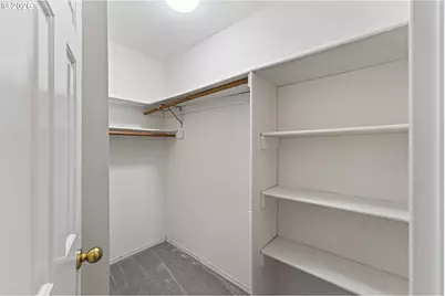 8670 SW Rogue Ln, Wilsonville, OR 97070 - Photo 36
