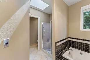 8670 SW Rogue Ln, Wilsonville, OR 97070 - Photo 26