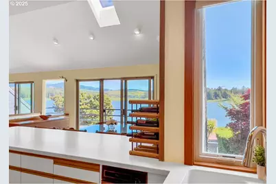 2036 NE Lagoon Ln, Lincoln City, OR 97367 - Photo 24