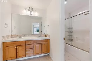 20111 Hoodview Ave, West Linn, OR 97068 - Photo 26