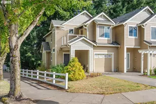 20111 Hoodview Ave, West Linn, OR 97068 - Photo 2