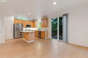 20111 Hoodview Ave, West Linn, OR 97068 - Photo 14