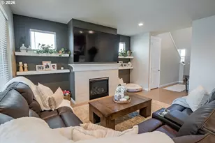 2451 W 9th Ave, Junction City, OR 97448 - Photo 8