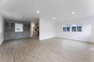 4424 SE Roethe Rd, Milwaukie, OR 97267 - Photo 8