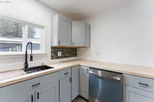 4424 SE Roethe Rd, Milwaukie, OR 97267 - Photo 12