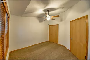 59990 Isabella Ln, Saint Helens, OR 97051 - Photo 12