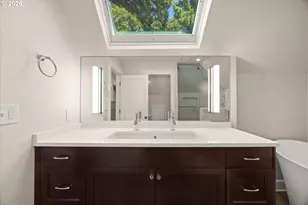 7175 S Laview Dr, Portland, OR 97219 - Photo 28