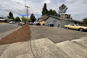 223 N 13th Ave, Cornelius, OR 97113 - Photo 10