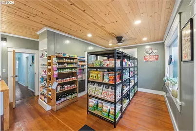 975 2nd St SE, Bandon, OR 97411 - Photo 6