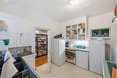 975 2nd St SE, Bandon, OR 97411 - Photo 24