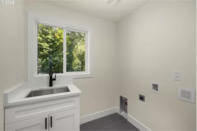 32904 NW View Terrace Pl, Scappoose, OR 97056 - Photo 22