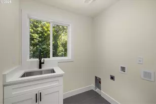 32904 NW View Terrace Pl, Scappoose, OR 97056 - Photo 22