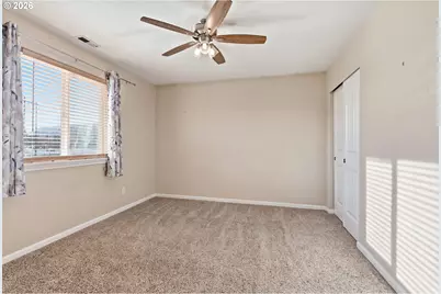 2210 52nd Ave, Longview, WA 98632 - Photo 18
