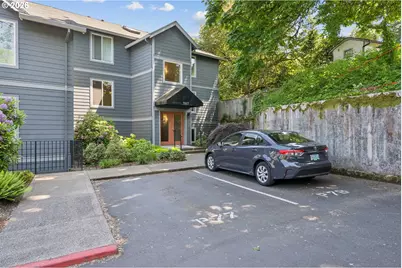 7937 SW 40th Ave #I, Portland, OR 97219 - Photo 2